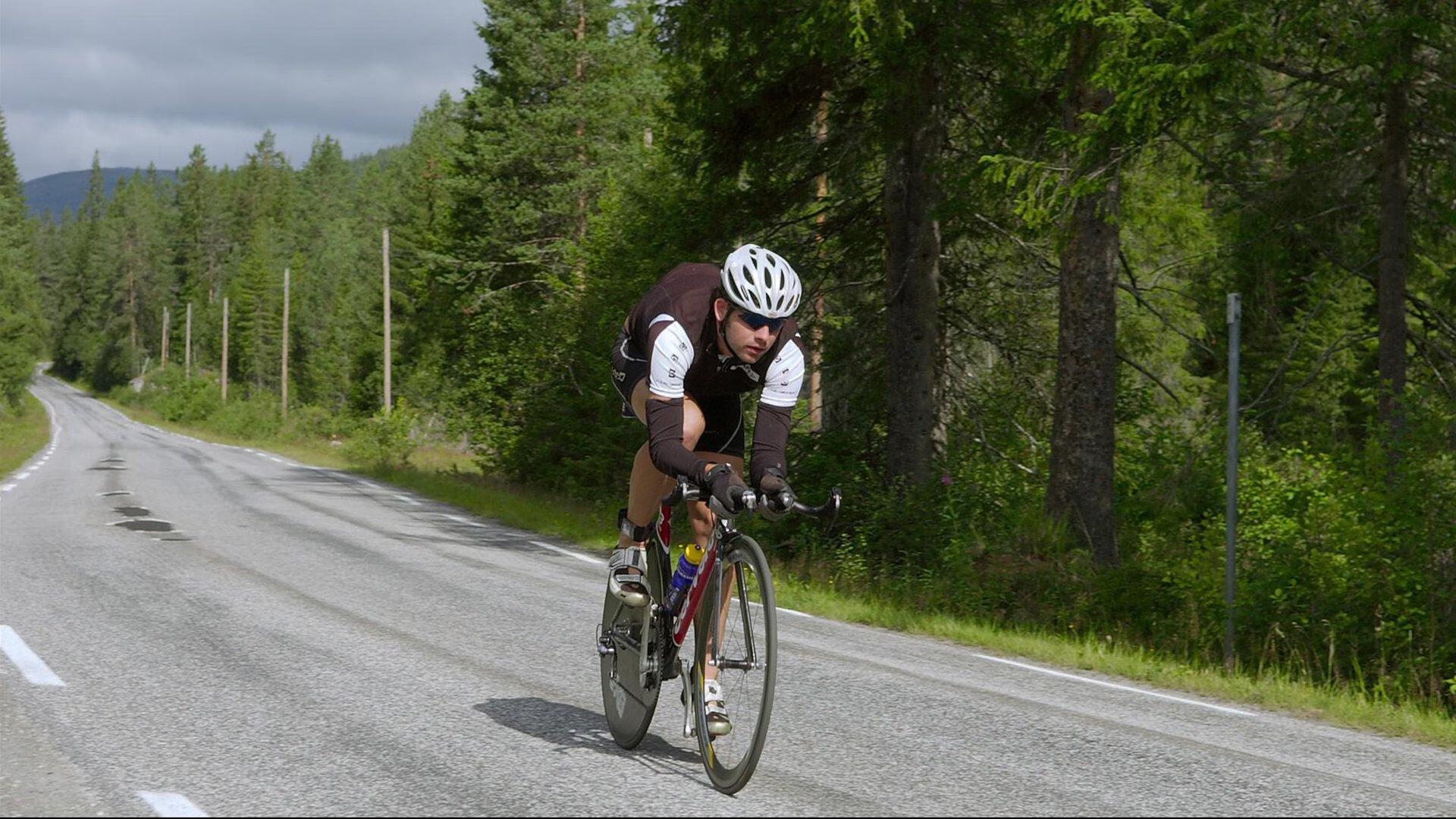 田径运动员训练技巧分享，田径运动员的训练方法