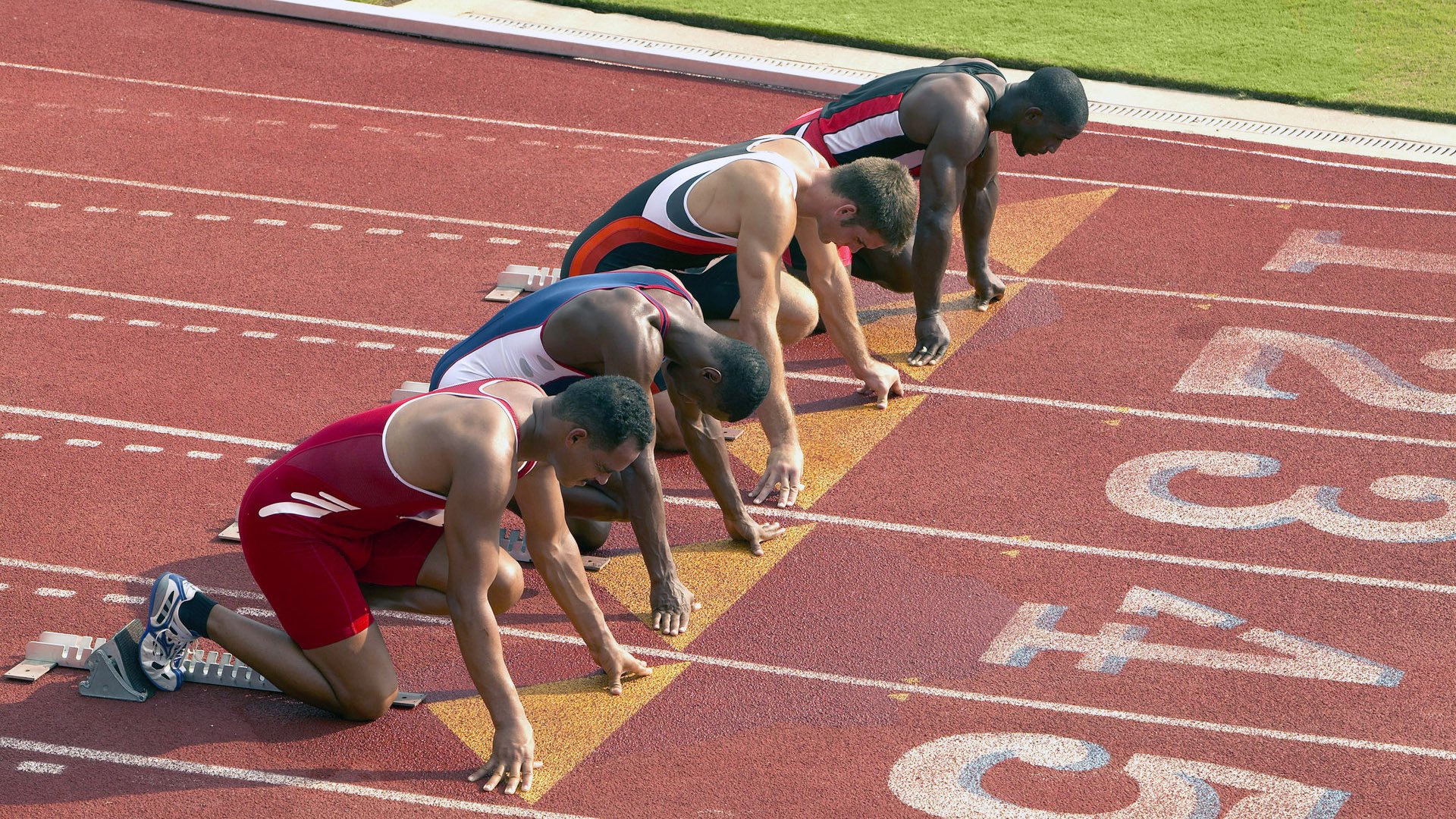塞尔比接连打出单杆123分和124分，开场状态火爆，塞尔比一杆耗时6分13秒